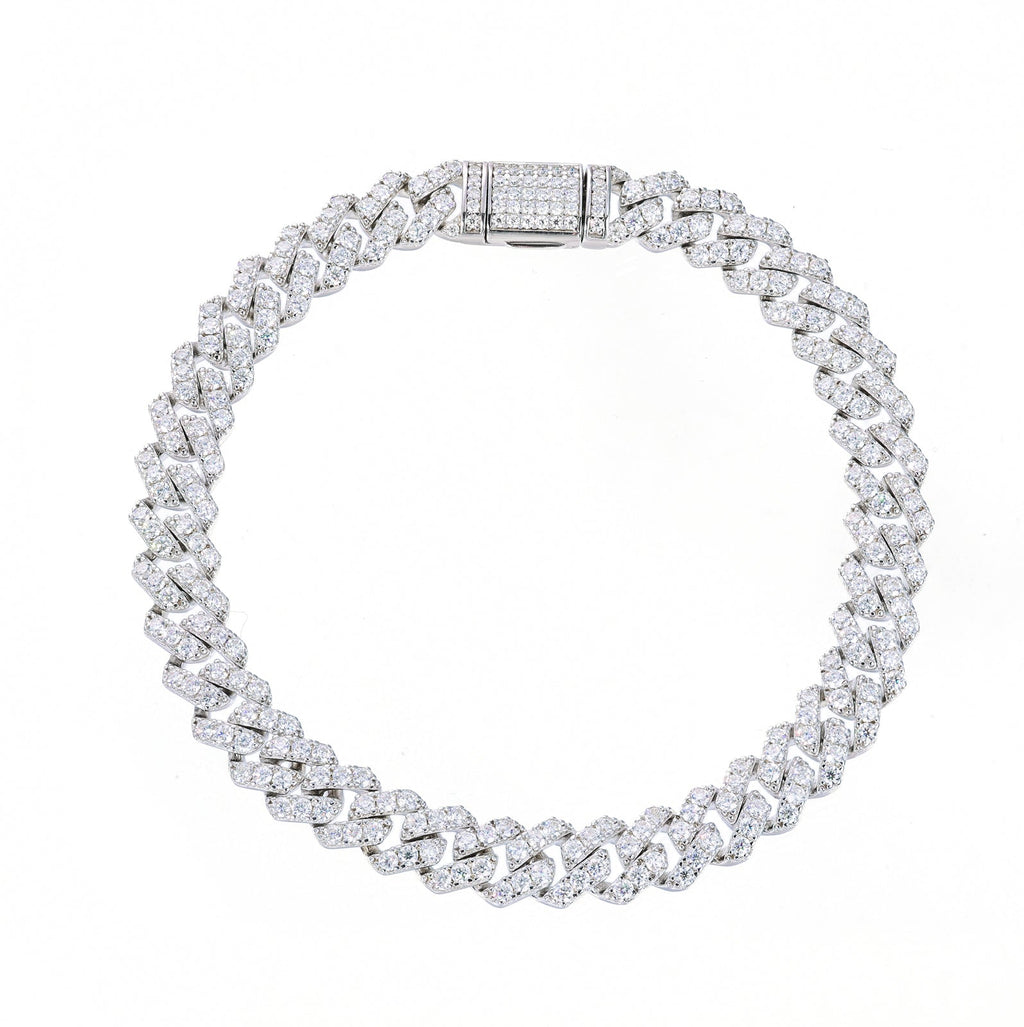 Cuban link bracelet detail